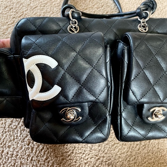 Sold Beautiful Chanel Cambon Small Reporter black and white - Picture 3 of 12